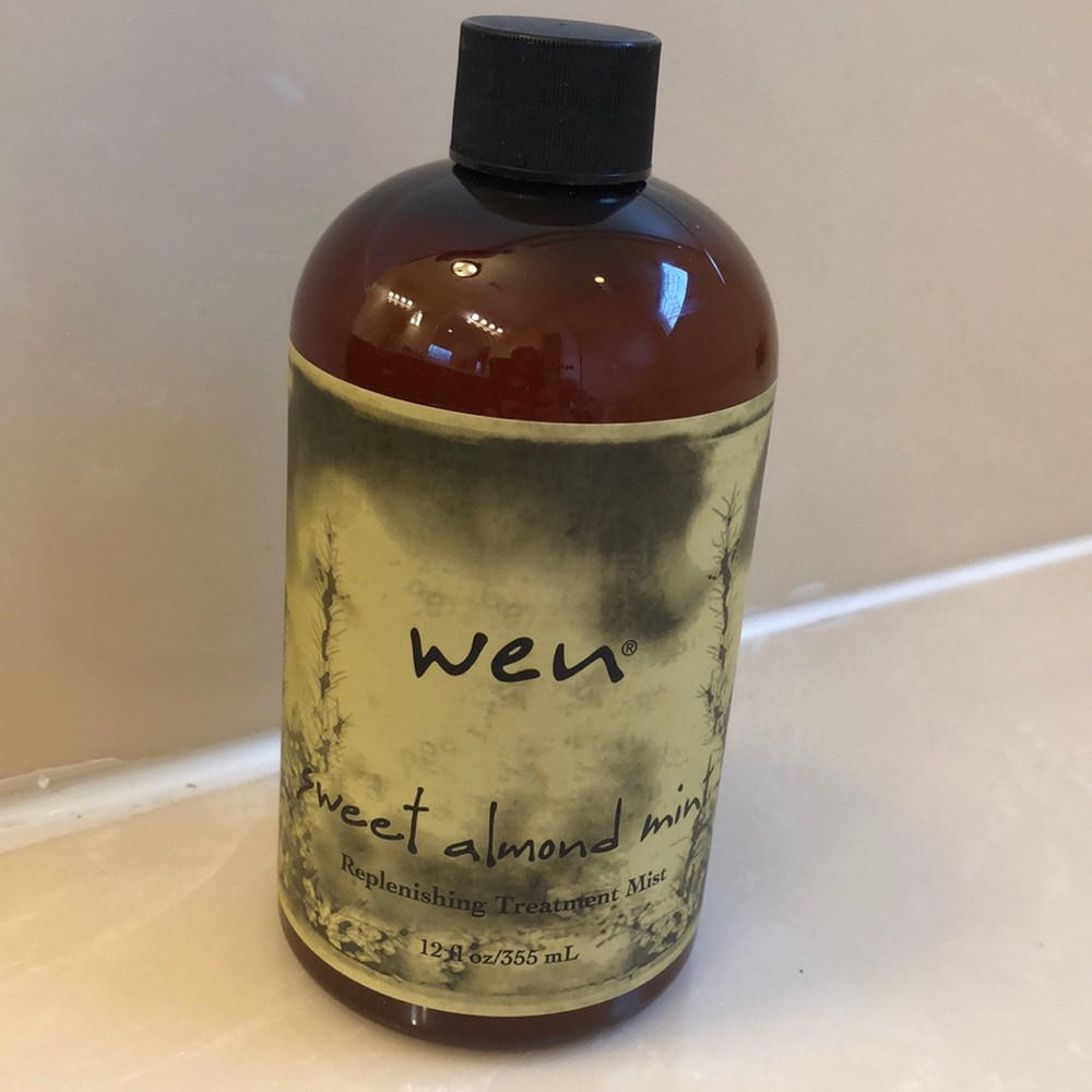 Wen Sweet Almond replenishing treatment mist